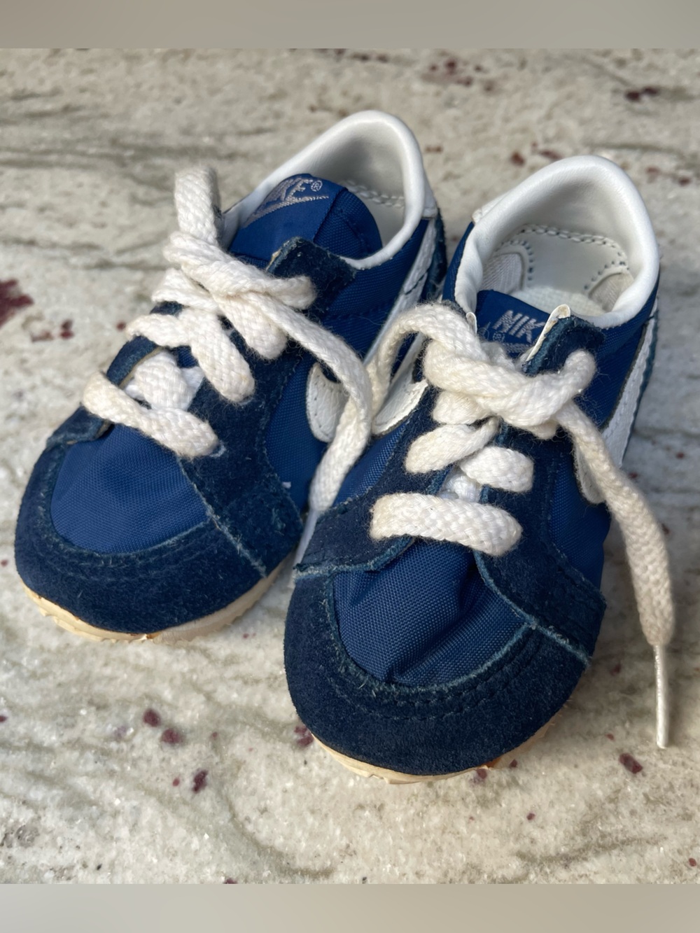 Vintage 1983 NIKE TYRO Running Shoes Baby Toddler Sz 2.5 NYLON SUEDE 830305